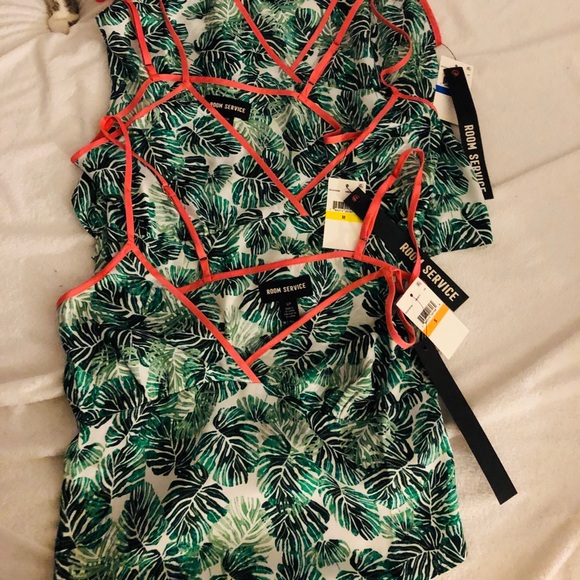 Room Service Cropped Satin Camisole. S,M,XL - Picture 5 of 5